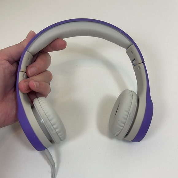 Great Condition LilGadgets Purple Wired Headphones for Kids - Picture 4 of 6